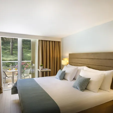 Otel Girandella Resort, Valamar Collection (adults Only)