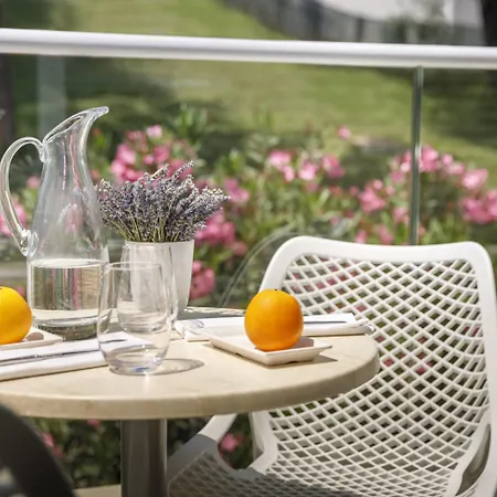 Otel Girandella Resort, Valamar Collection (adults Only)