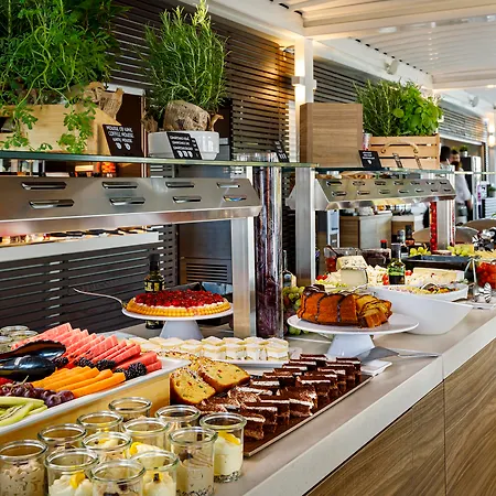 Girandella Resort, Valamar Collection (adults Only) 4*