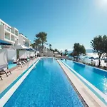 Hotel Girandella Resort, Valamar Collection (adults Only)