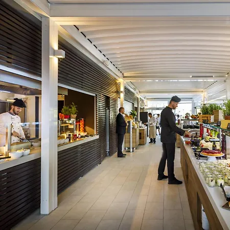 Girandella Resort, Valamar Collection (adults Only) Otel