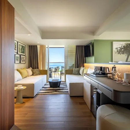 מלון Girandella Resort, Valamar Collection (adults Only) 4*