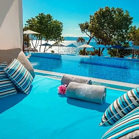 Girandella Valamar Collection