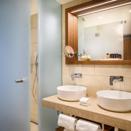Girandella Resort, Valamar Collection (adults Only) فندق 4*